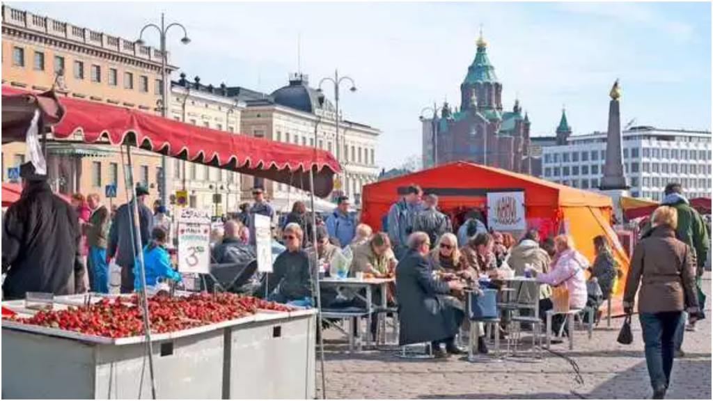 "Они проводят время в саунах, на свежем воздухе и в библиотеках": иностранец, проживающий в Финляндии, попытался объяснить, почему местные такие счастливые