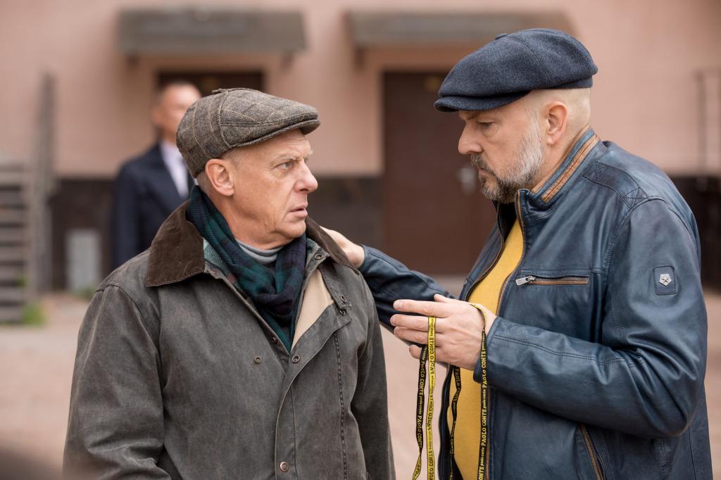 Дукалис, Ларин и Соловец войдут в одну реку дважды: "Полицейское братство" - самая ожидаемая премьера 2021 года