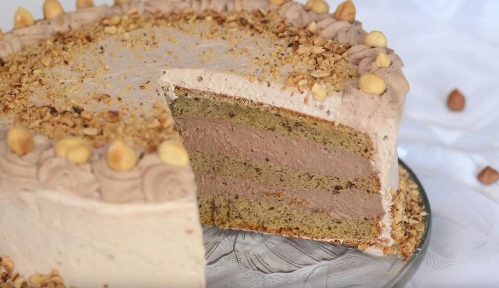Торт "Нуга" с шоколадным кремом и орехами: десерт, который покорит и видом, и вкусом