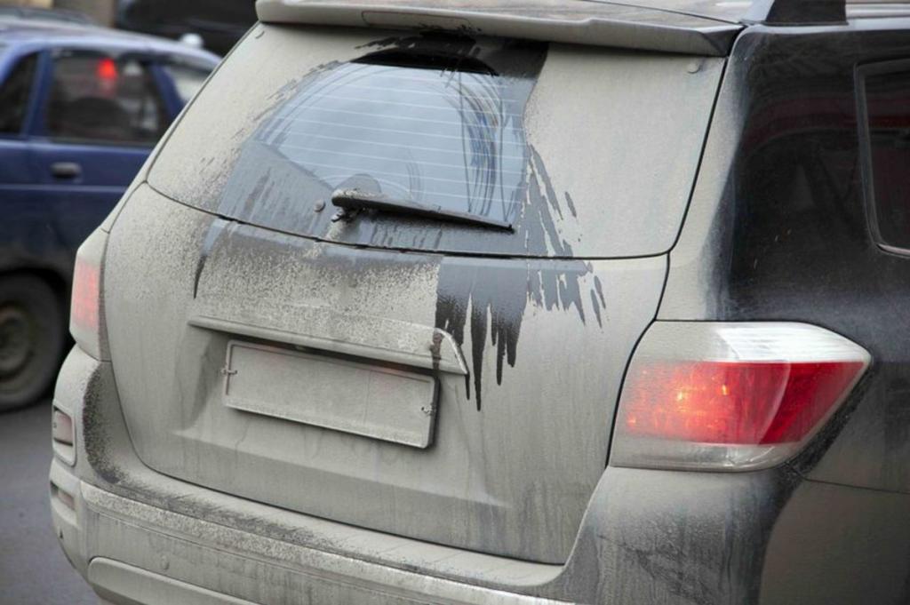 Водителям в России рассказали, почему грязный номер на машине не обманет камеру