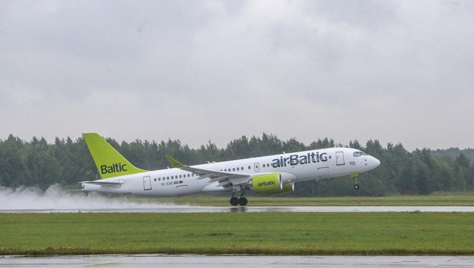 Авиакомпания airBaltic возобновляет рейсы между Ригой и Санкт-Петербургом