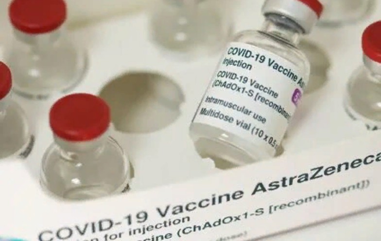 Шаг вперед, два назад: беспокойство в связи с побочными эффектами вакцины AstraZeneca нарастает