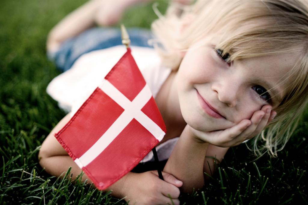 Считается, что в маленькой Дании живут самые счастливые люди на земле. Секрет кроется в принципах воспитания детей