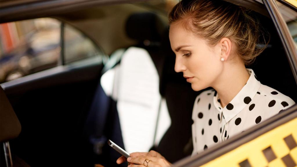 Как в России относятся к суевериям в такси: топ самых интересных примет у водителей