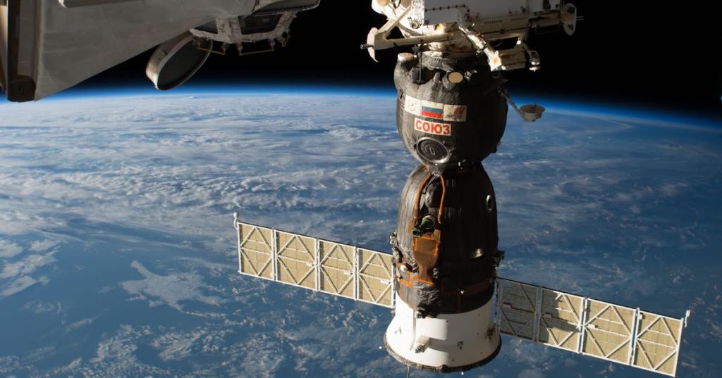 Все как часы: космический корабль "Союз МС-18" пристыковался к МКС