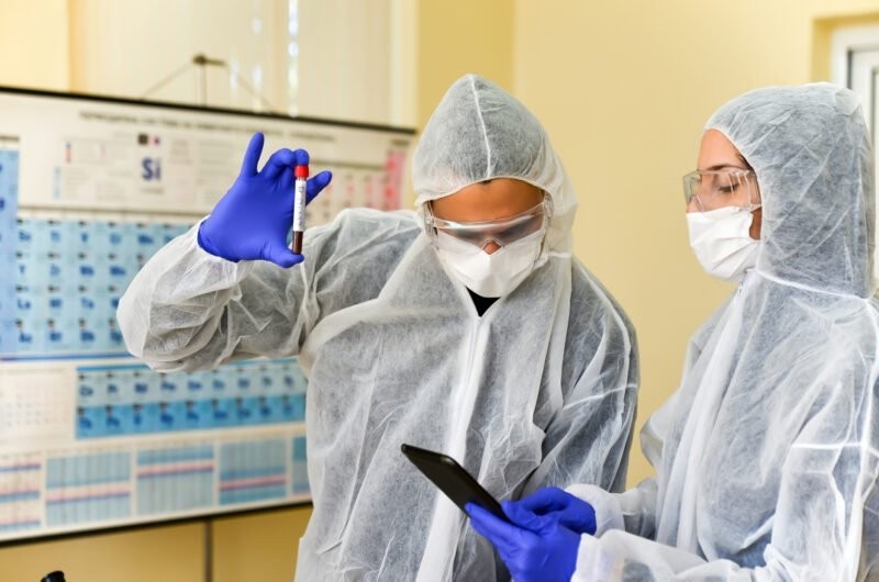 Гинцбург сомневается в прогнозе увеличения инфицирования коронавирусом россиян в апреле
