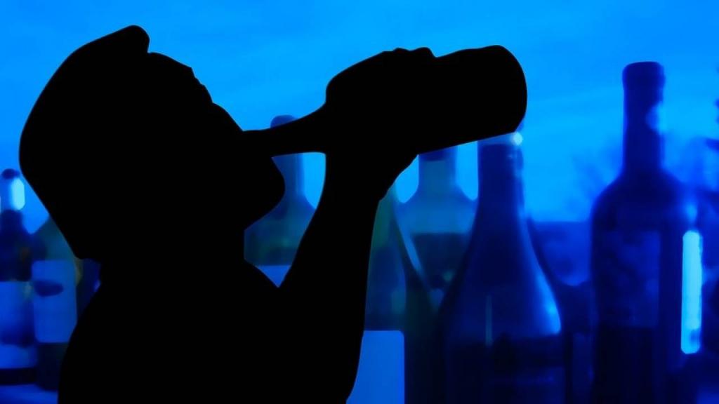 Ученые 20 лет наблюдали за продолжительностью жизни людей, употребляющих алкоголь, и подсчитали, насколько дольше можно прожить, отказавшись от спиртного