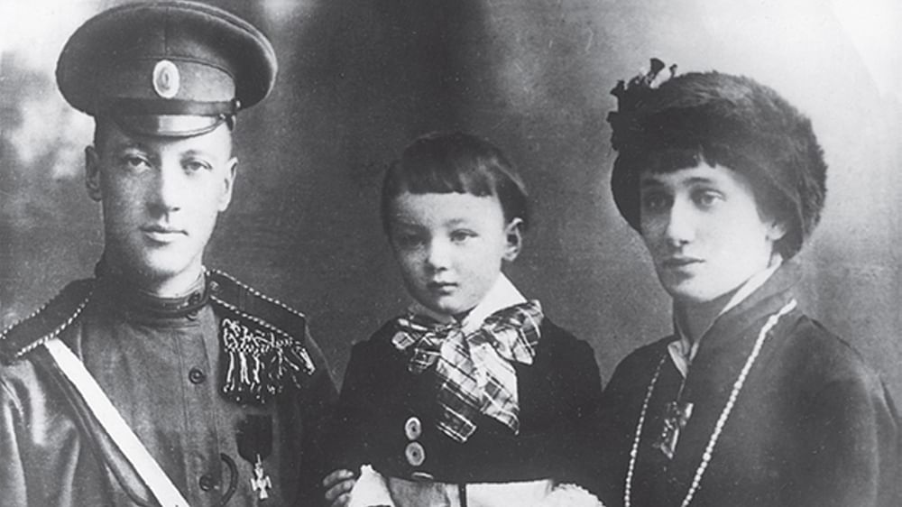 «Я монархист»: почему Николай Гумилев не боялся большевиков и открыто говорил о своих взглядах