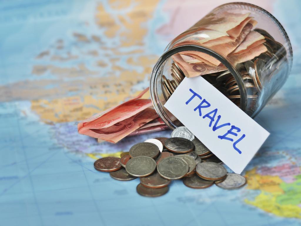 Россияне, купившие полисы страхования для путешествия в Турцию и Танзанию, из-за ограничения авиасообщения получат свои деньги обратно