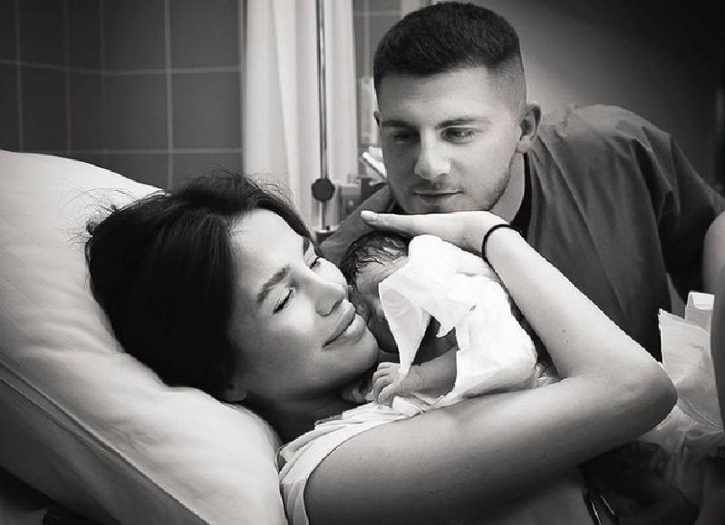 "Мы так мечтали об этом, и вот она тут": экс-возлюбленная Тимати Алекса впервые стала мамой