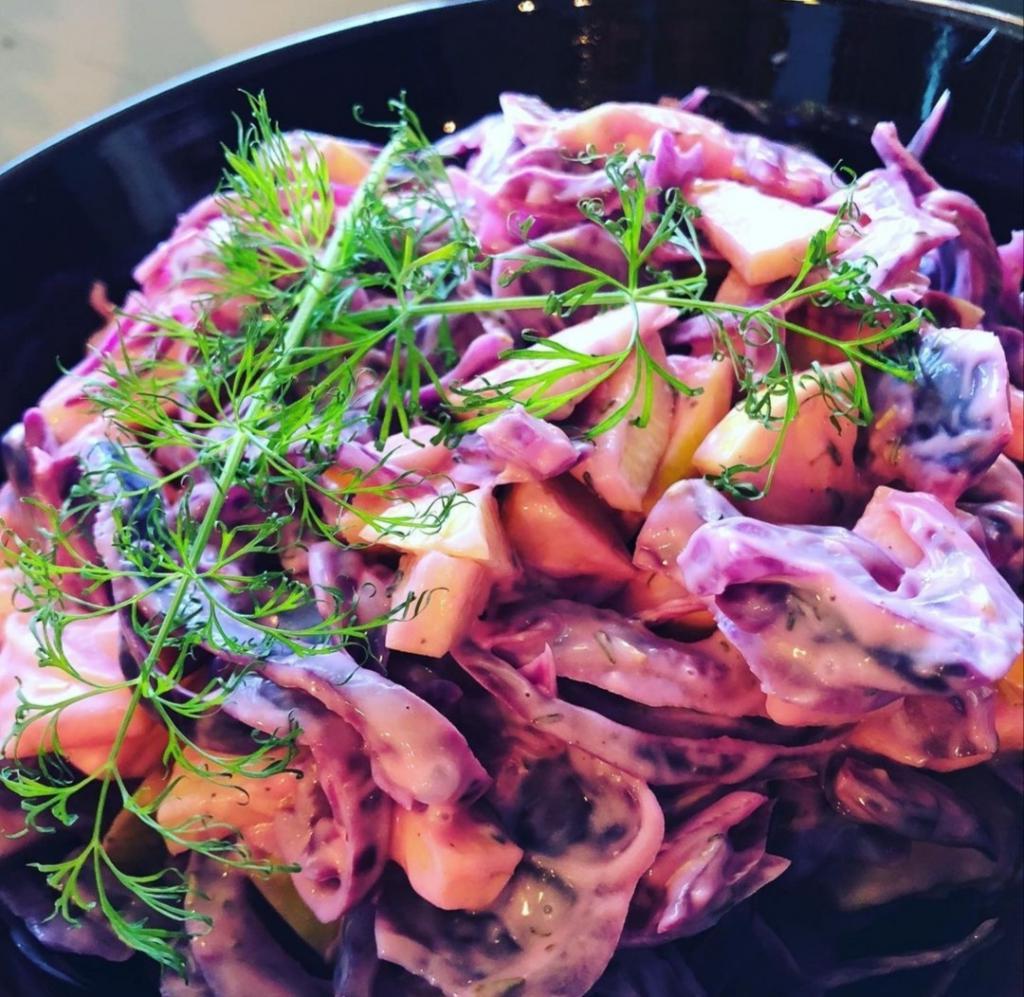 "Селедка под шубой" родом из Норвегии, но привычный салат в их блюде сложно узнать