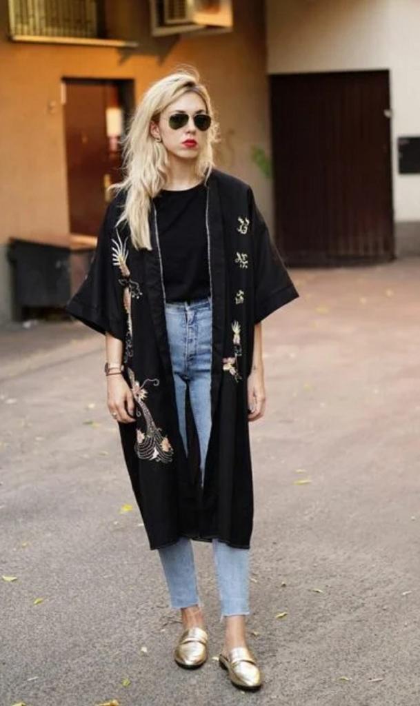 Удлиненные блузы в стиле кимоно - весенний тренд и шикарное дополнение к образу: как и с чем их носить