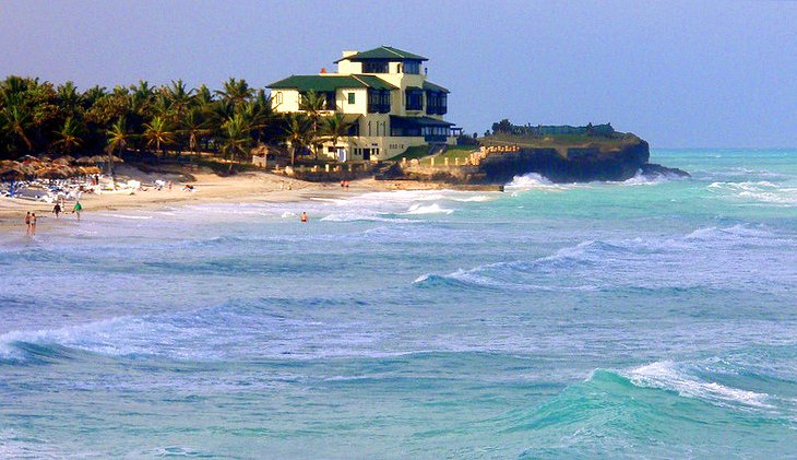 Первые россияне уже прилетели на Кубу: что посмотреть и как развлечься на главном карибском курорте - Варадеро