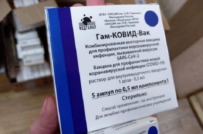 Жители Германии из-за отсутствия разрешения на использование "Спутника V" в Европе отправляются вакцинироваться в Россию