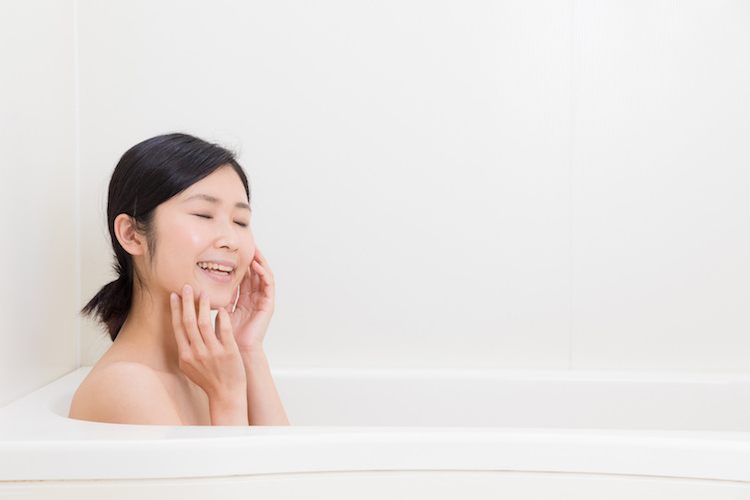 Конфуз в ванной: каким необычным правилам должны следовать иностранцы, принимая ванну в японском доме