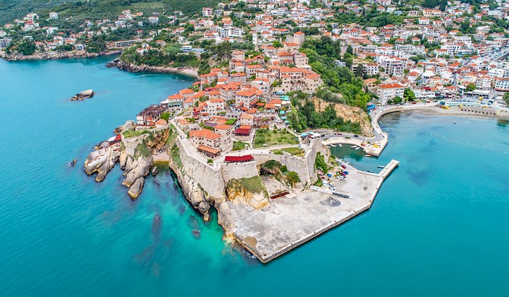 Черногория может стать альтернативой Турции: как развлечься в европейской стране (лучшие варианты)