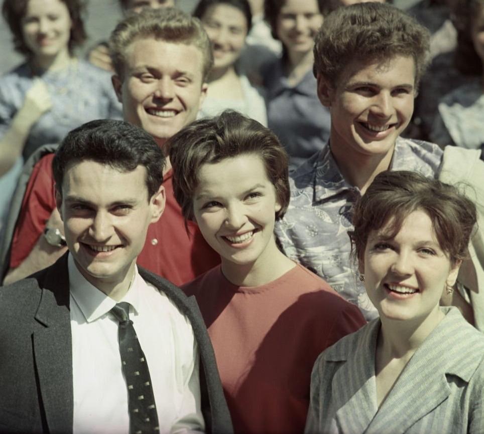 После 50-х годов в СССР рванули студенты из-за границы. Почему наша молодежь часто завидовала им: 5 причин