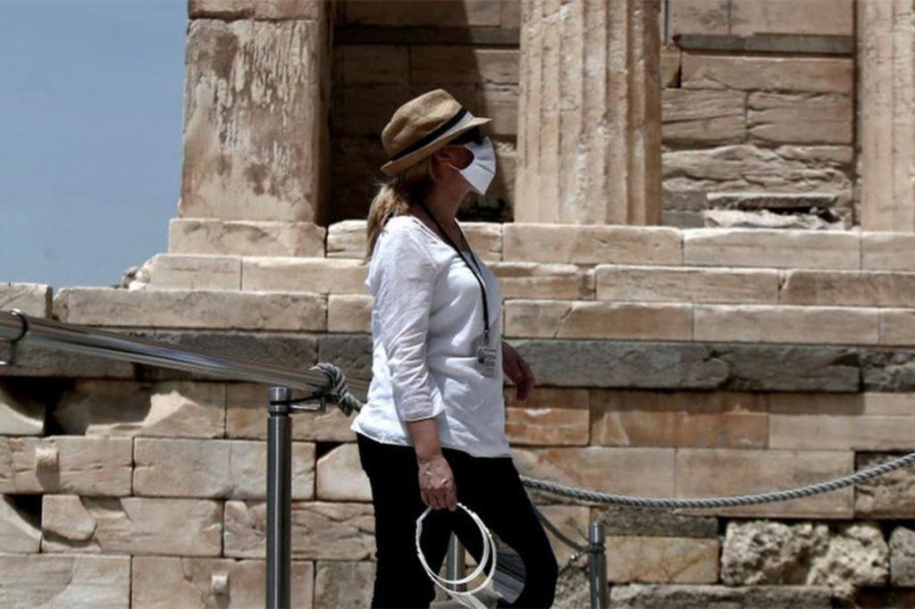 Греция вновь упростила условия въезда для российских туристов