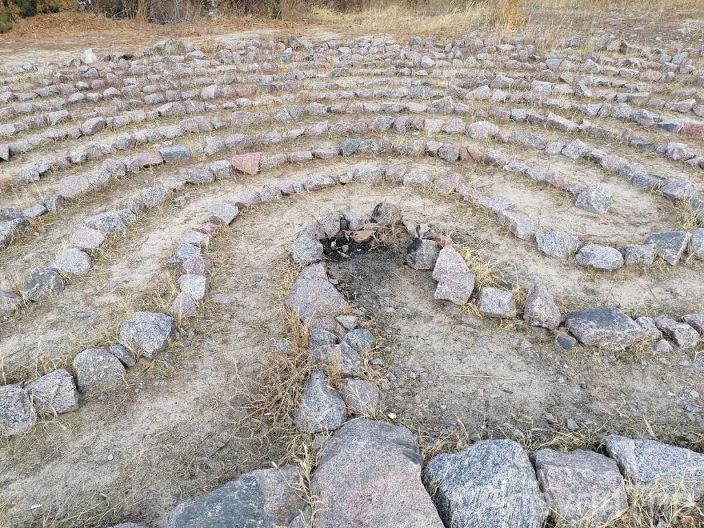 Русские Стоунхенджи: как и для чего были построены каменные лабиринты на севере России