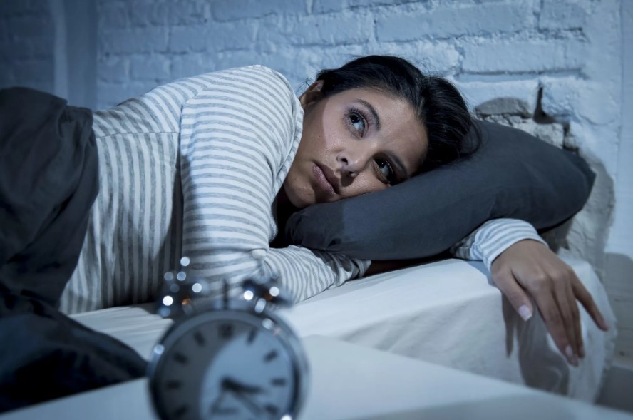 Международное исследование доказало, что недосыпание приводит к нарушению логических и словесных рассуждений
