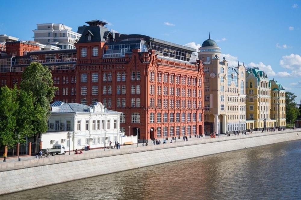 Элита на Патриарших: аналитики назвали районы Москвы, где дороже всего продается жилая недвижимость
