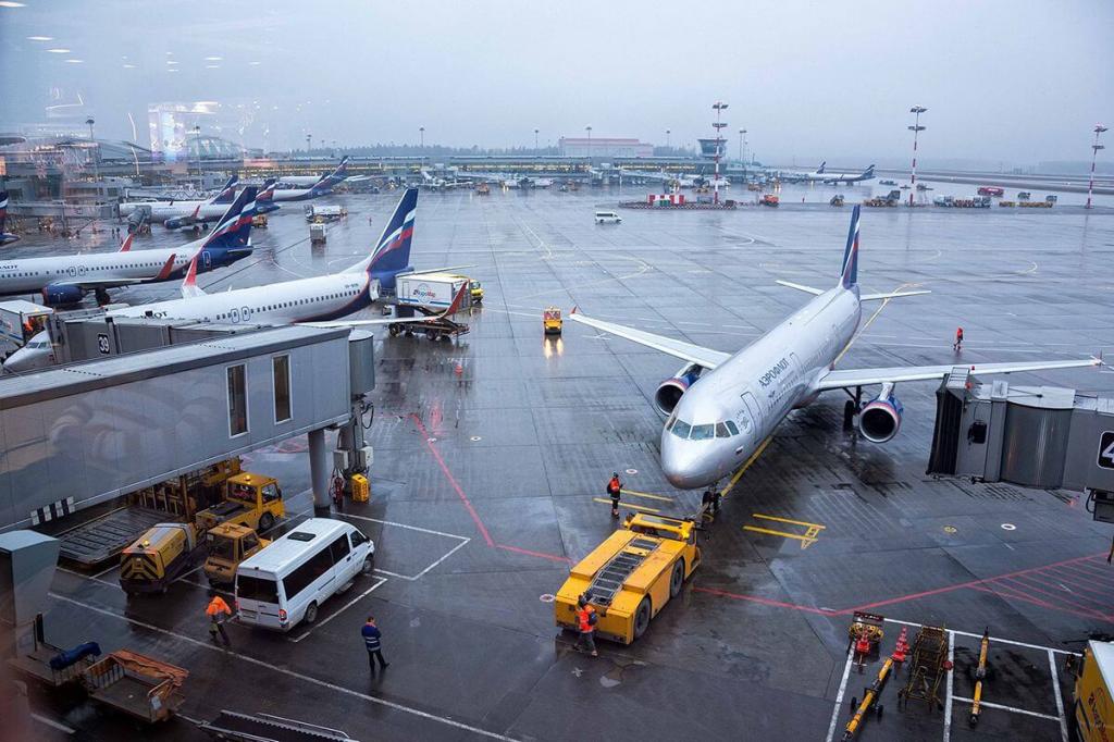Главы семи региональных авиакомпаний о рисках закрытия малых аэропортов и сокращения рейсов