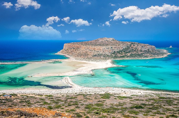 Греция ждет привитых россиян: лучшие пляжи на Крите — самом популярном острове страны