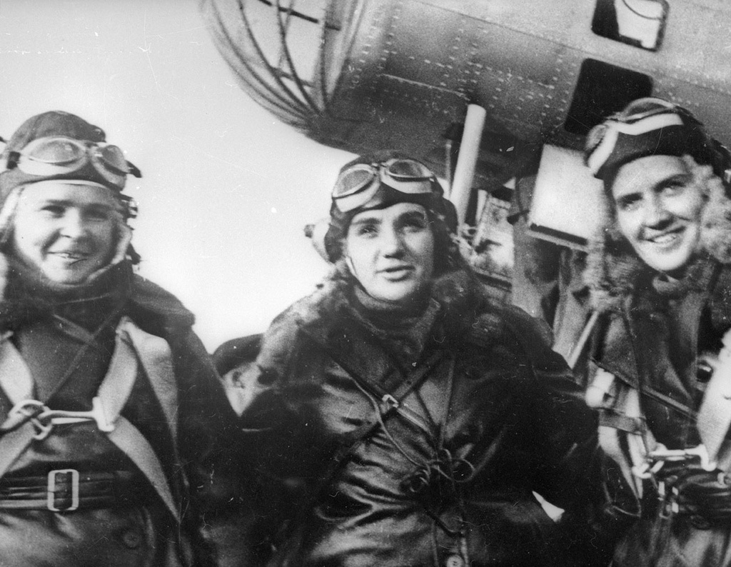 «Обещаю летать выше всех девушек мира!»: Герой Советского Союза Полина Осипенко