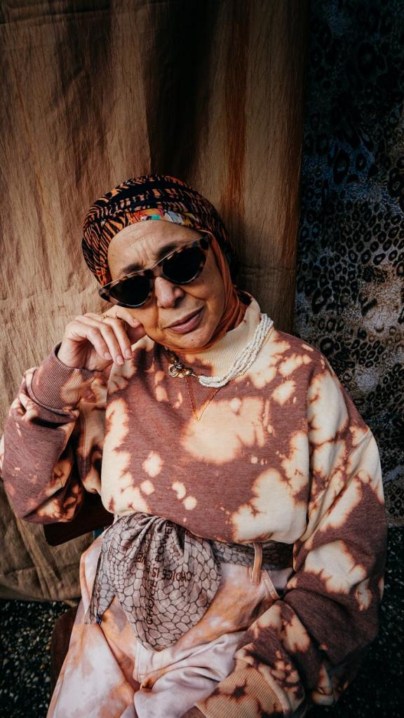 Марокканский креатив: Мерьем Слимани превратила свою 68-летнюю мать в икону уличного стиля в "Инстаграм"