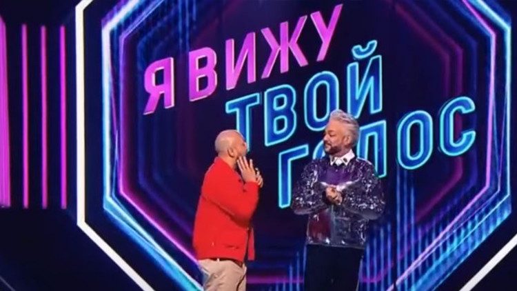 Новое шоу "Я вижу твой голос" принесло первой участнице миллион рублей, а зрителям - массу впечатлений