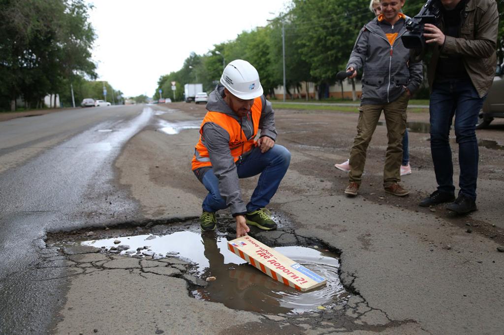 Россиян предупредили о возможном ухудшении качества дорог, поскольку их будут строить без учета требований ГИБДД