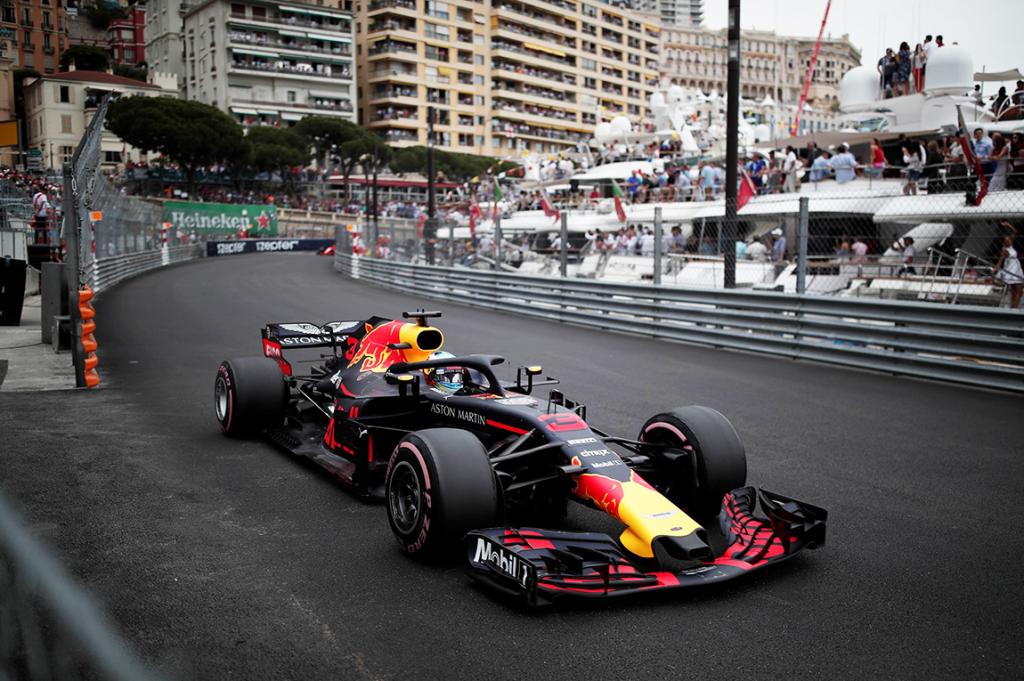 Впечатляющий темп Ferrari и неплохая форма McLaren: что мы узнали из практики на Гран-при Монако