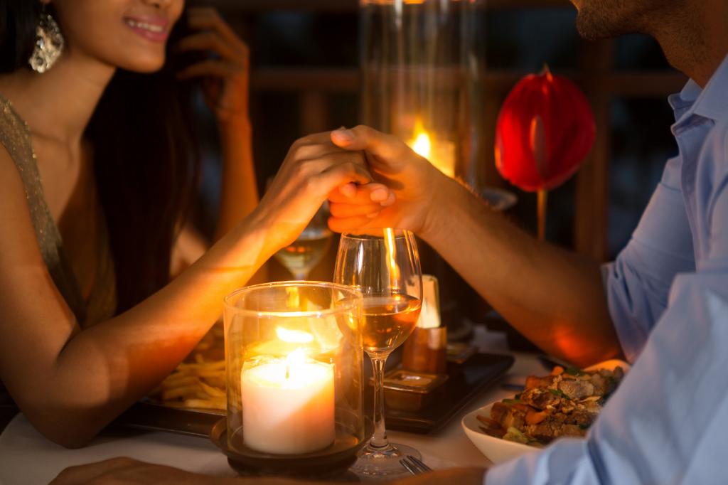 Никаких цветов, никаких ужинов при свечах: что делать, если парень совсем не романтичный, и как понять его чувства