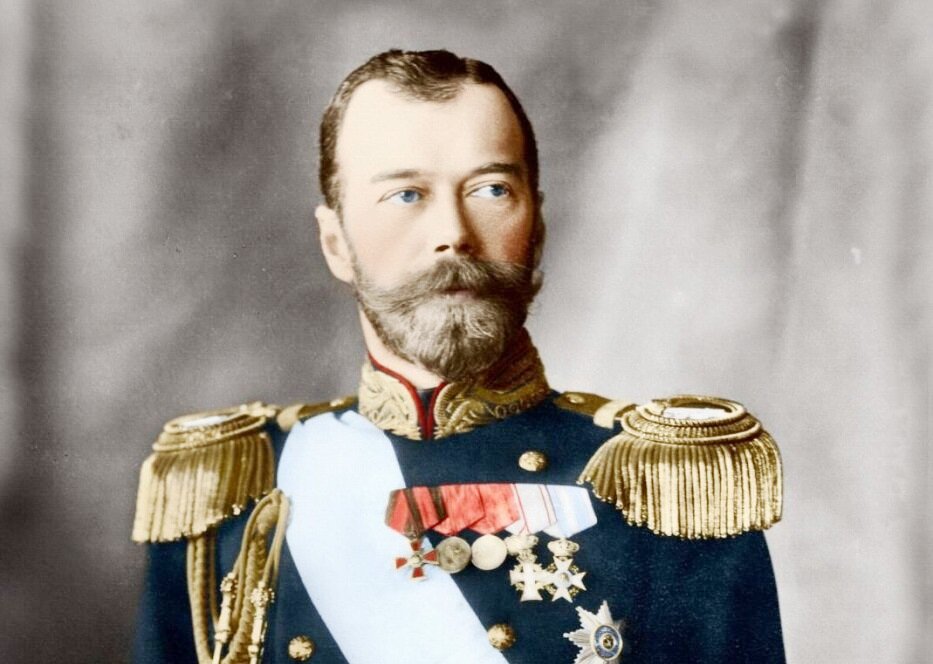 Четыре тайные предсказания: кто предрек гибель Николаю II и его семье