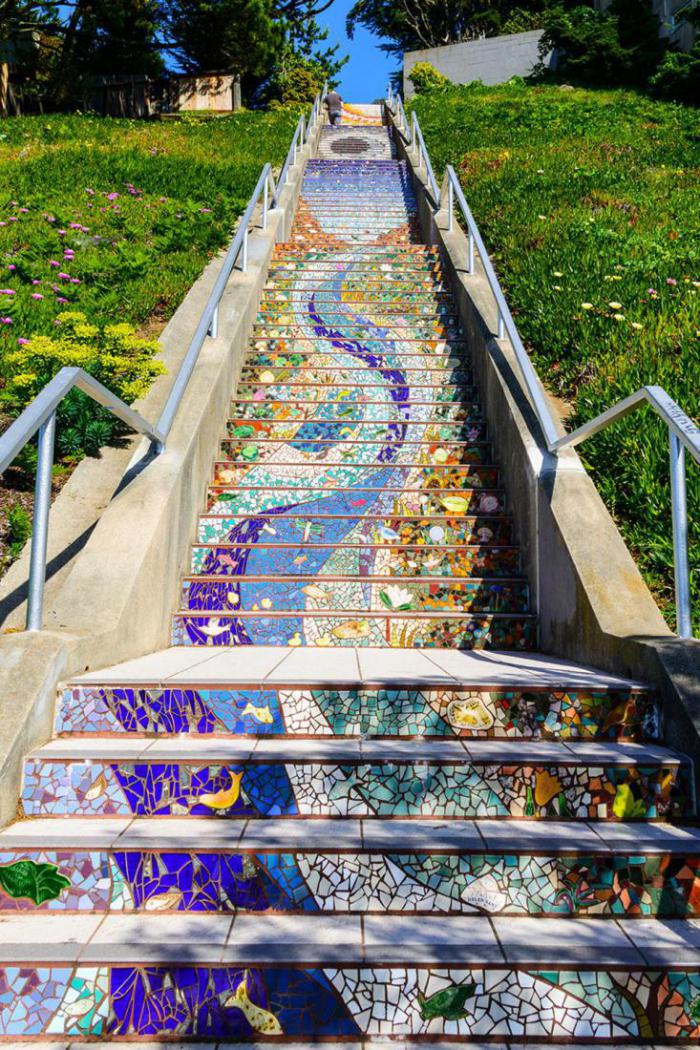 Мозаичная лестница