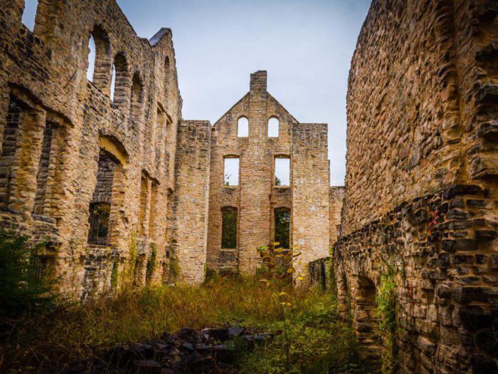 руины замка в Миссури 