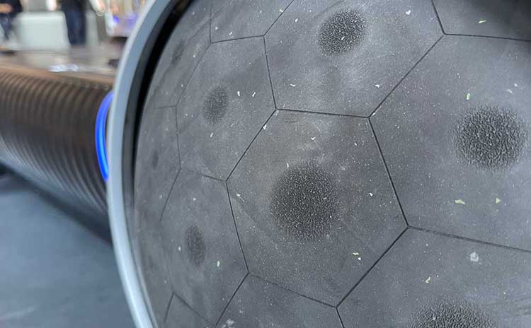 Появились первые сферические покрышки. Шины-сферы пока используются только на концепте Citroen
