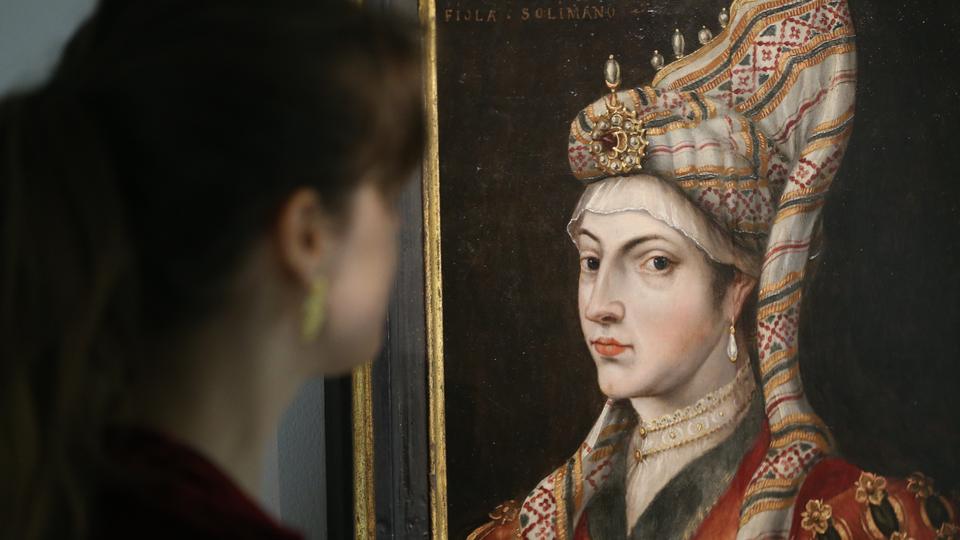 "Великолепный век": редкий портрет знаменитой Роксоланы "Хюррем Султан" ушел с молотка за 173 тысячи долларов