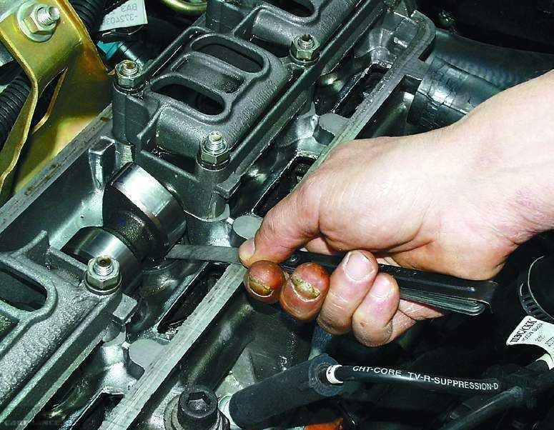 Автомобиль «Шевроле-Лачетти»: как отрегулировать клапана на двигателе своими руками