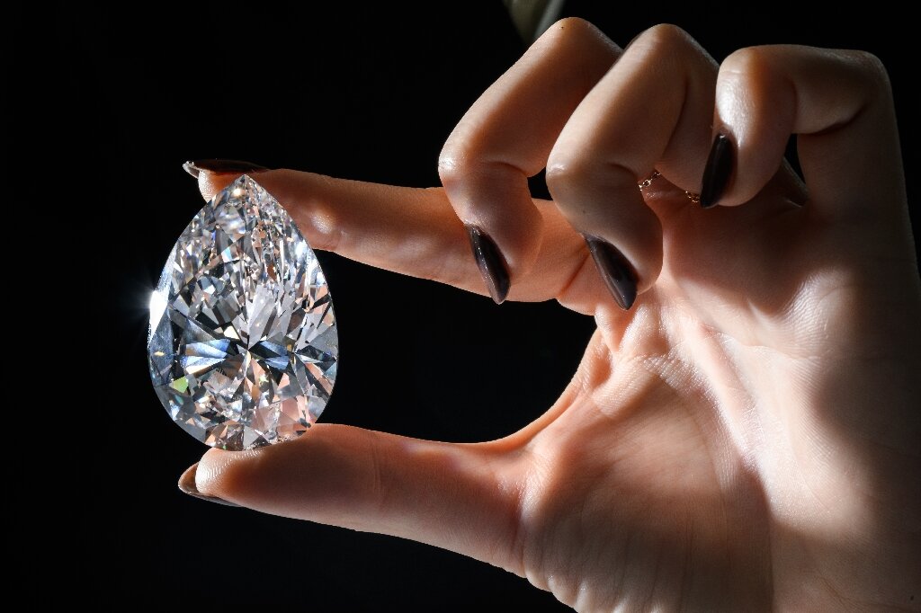 Самый большой белый бриллиант, когда-либо выставляемый на аукцион, может стоить от 20 до 30 миллионов долларов