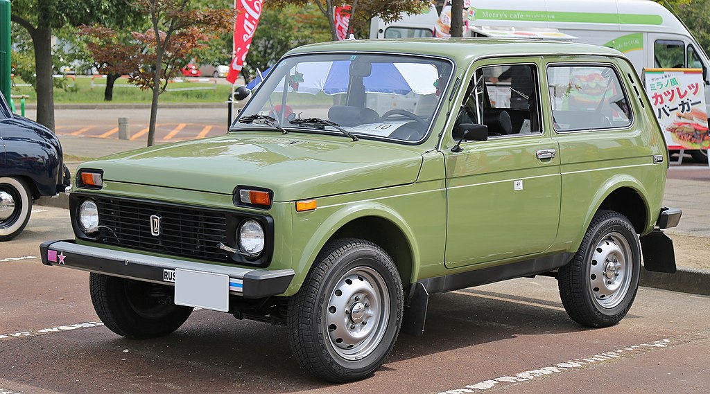 Комплектация Classic’22: "АвтоВАЗ" запустил производство Lada Niva Legend в упрощенном варианте