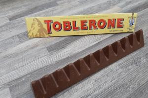 У шоколадки Toblerone на коробке не только гора, но это никто не видит
