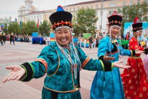 Участки на Байкале, студенты из Китая, дешевая аренда: как живется в Улан-Удэ