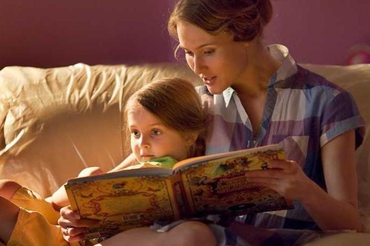 Сказки нужны не только детям. Почему полезно их читать - даже взрослым нужно находить время