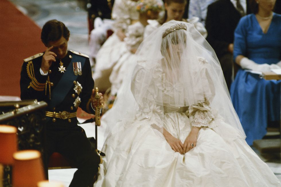 20 казусов на королевских свадьбах, о которых мы даже не подозревали