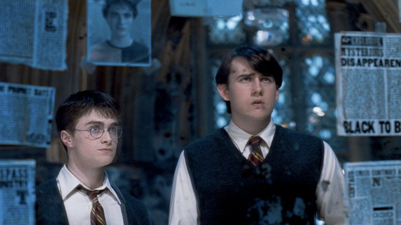 Вы не поверите, в какого очаровательного мужчину превратился непримечательный мальчик из «Гарри Поттера»