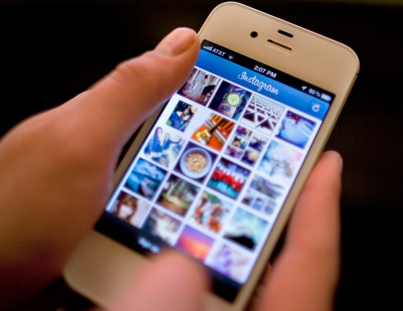 Виртуальная опасность: 8 вещей, которыми вы никогда не должны делиться в социальных сетях