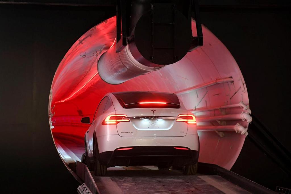Метро будущего от Илона Маска: уникальная система подземных тоннелей (видео)