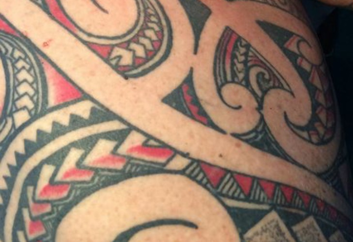 Мужчина потратил 9,5 тысяч долларов, чтобы сделать татуировку на всем теле