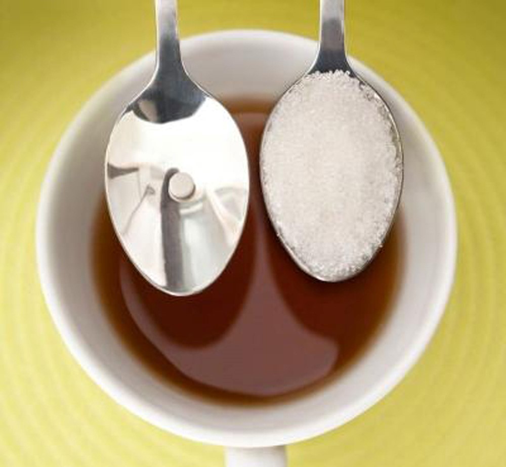 Новые исследования: подсластители ничуть не полезнее сахара